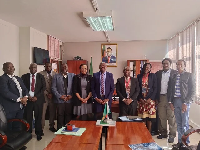 Zambian Minister of Fisheries and Livestock, Hon. Makozo Chikoti (centre); Permanent Secretary, Dr Anna Songolo (immediate left); WAS Africa Chapter President, Dr John Walakira (immediate right). Also present at the signing ceremony were senior officials in Ministry of Fisheries and Livestock, WAS delegation and its partner Africa Union.