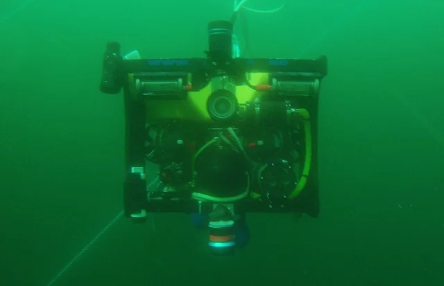 The Argus Mini ROV fitted with sonars, hydrophones, and cameras during trials aimed at identifying behavioural responses of fish to ROV operations. Source: Amundsen et al., (2024); arXiv preprint arXiv:2404.12995.