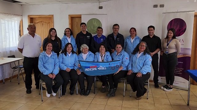 Reconocen a Cooperativa de Mujeres Mariscadoras de Las Cruces por su línea de productos a base de algas para el cuidado del cabello y la piel 1 Ganadores indespa algas